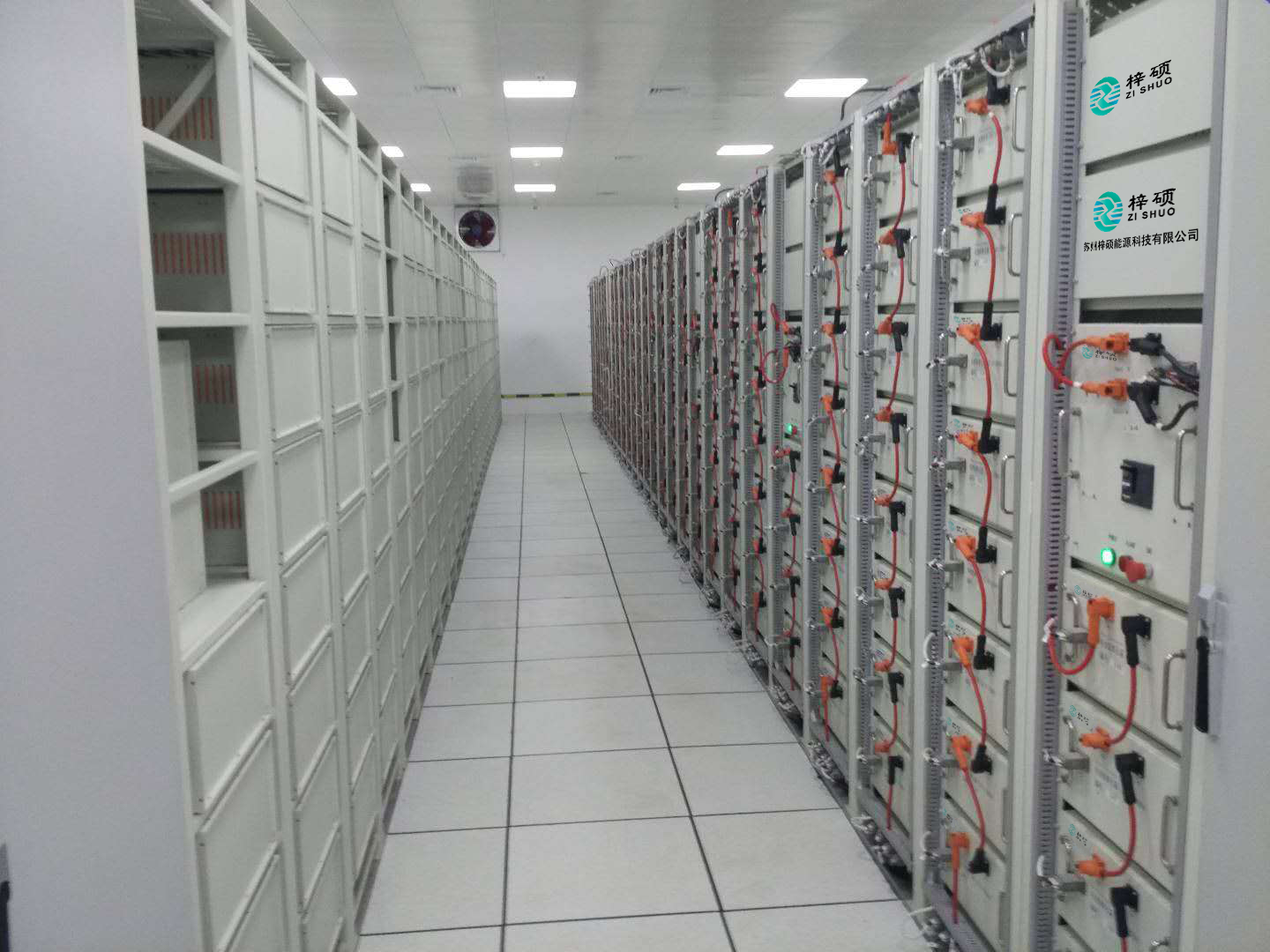 站房式工商業(yè)儲能系統(tǒng)0.5MW1.5MWh